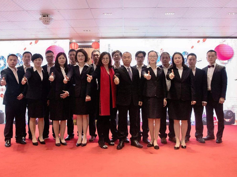 햇살 가득한 길에서 꿈을 쫓으세요 --- Zhejiang Jufeng Stamping Technology Co., Ltd.의 2018년 연말 감사회가 성대하게 거행되었습니다.