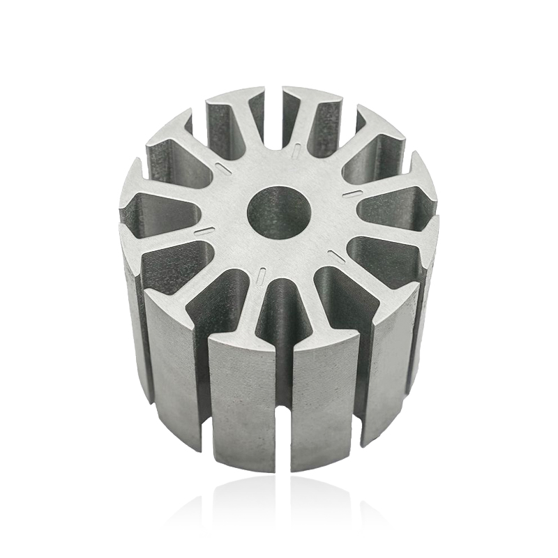 워터펌프 모터 스테이터와 로터 코어는 워터펌프 모터의 토크 안정성과 원활한 시동 성능에 어떻게 기여하나요?